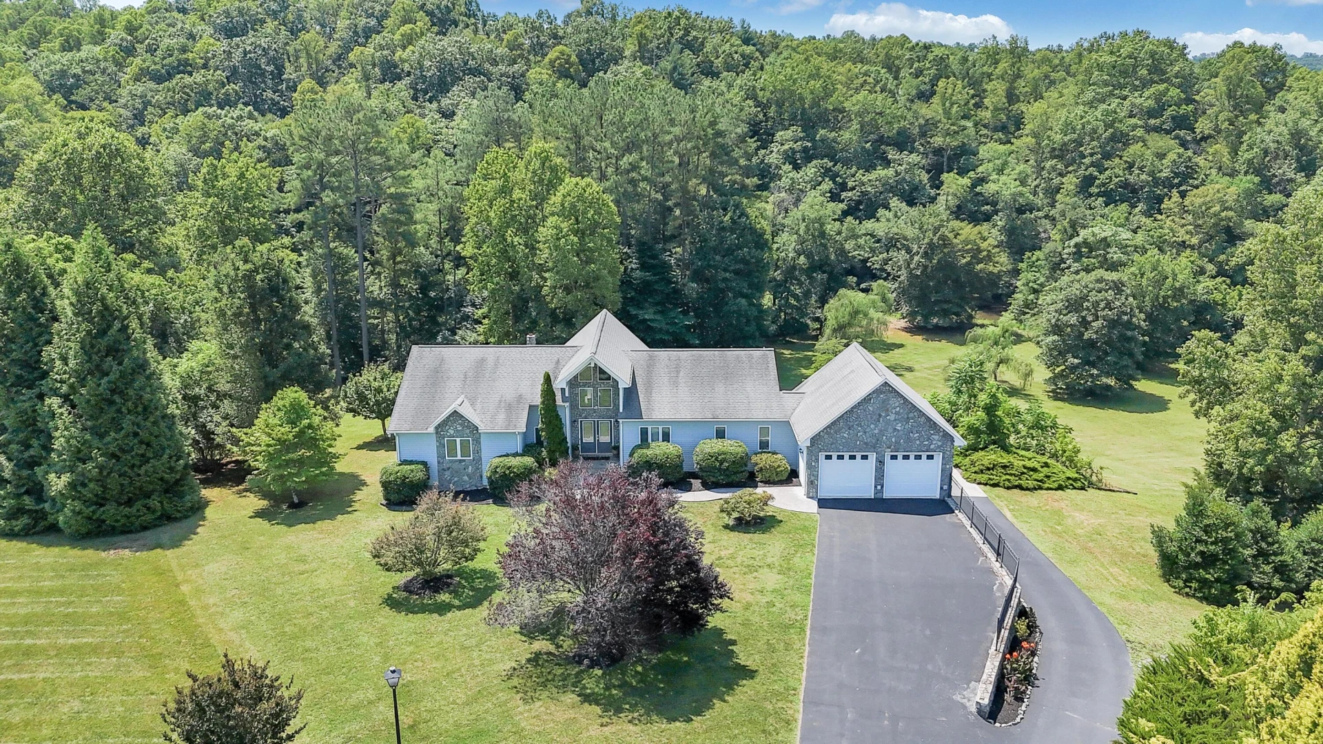 1860 Riverbend DR - Photo 117