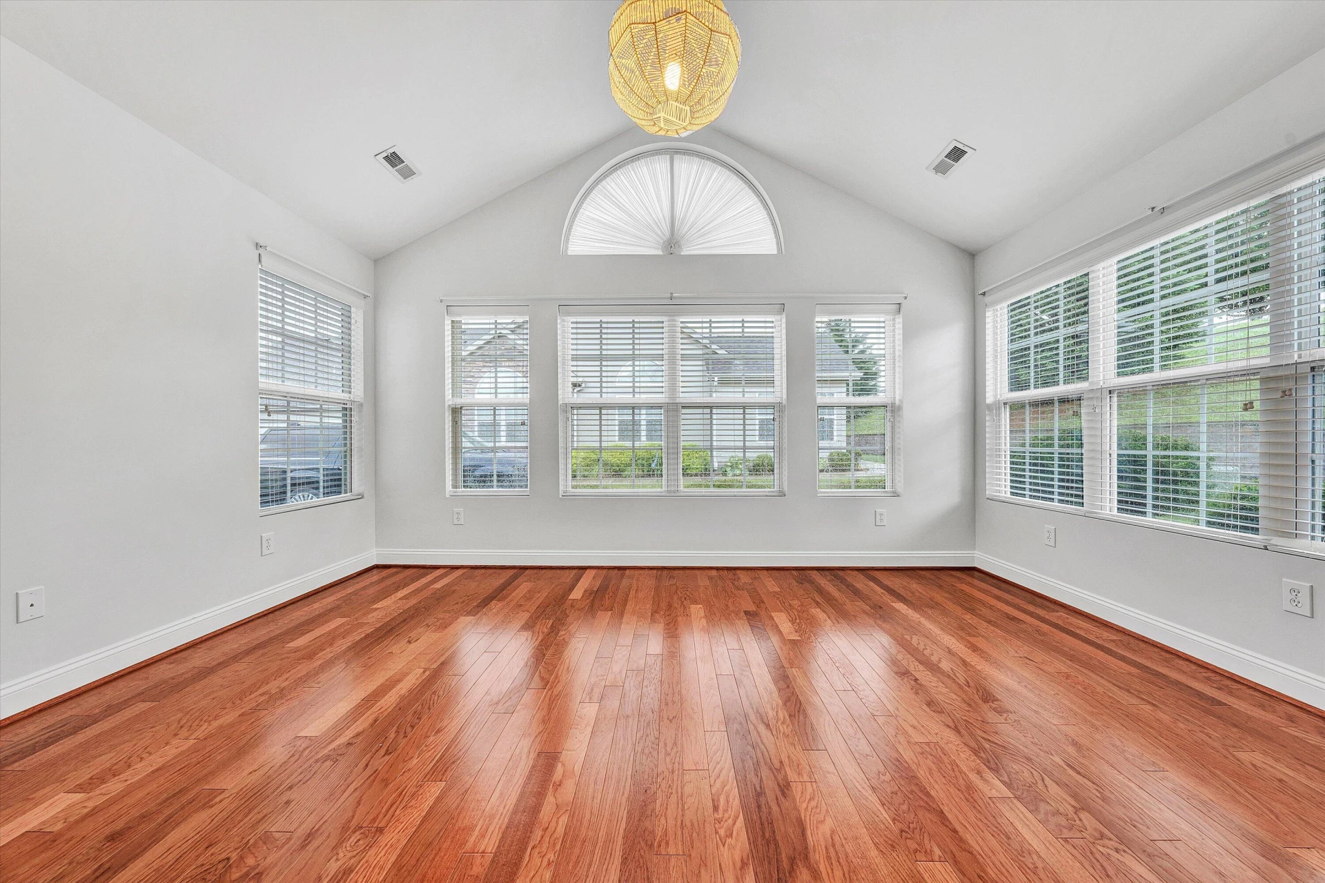 5460 Orchard Villas CIR - Photo 17