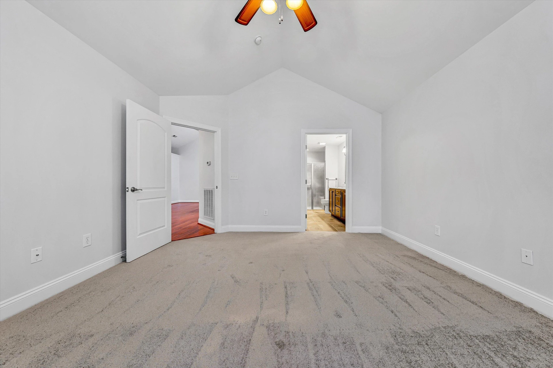 5460 Orchard Villas CIR - Photo 20