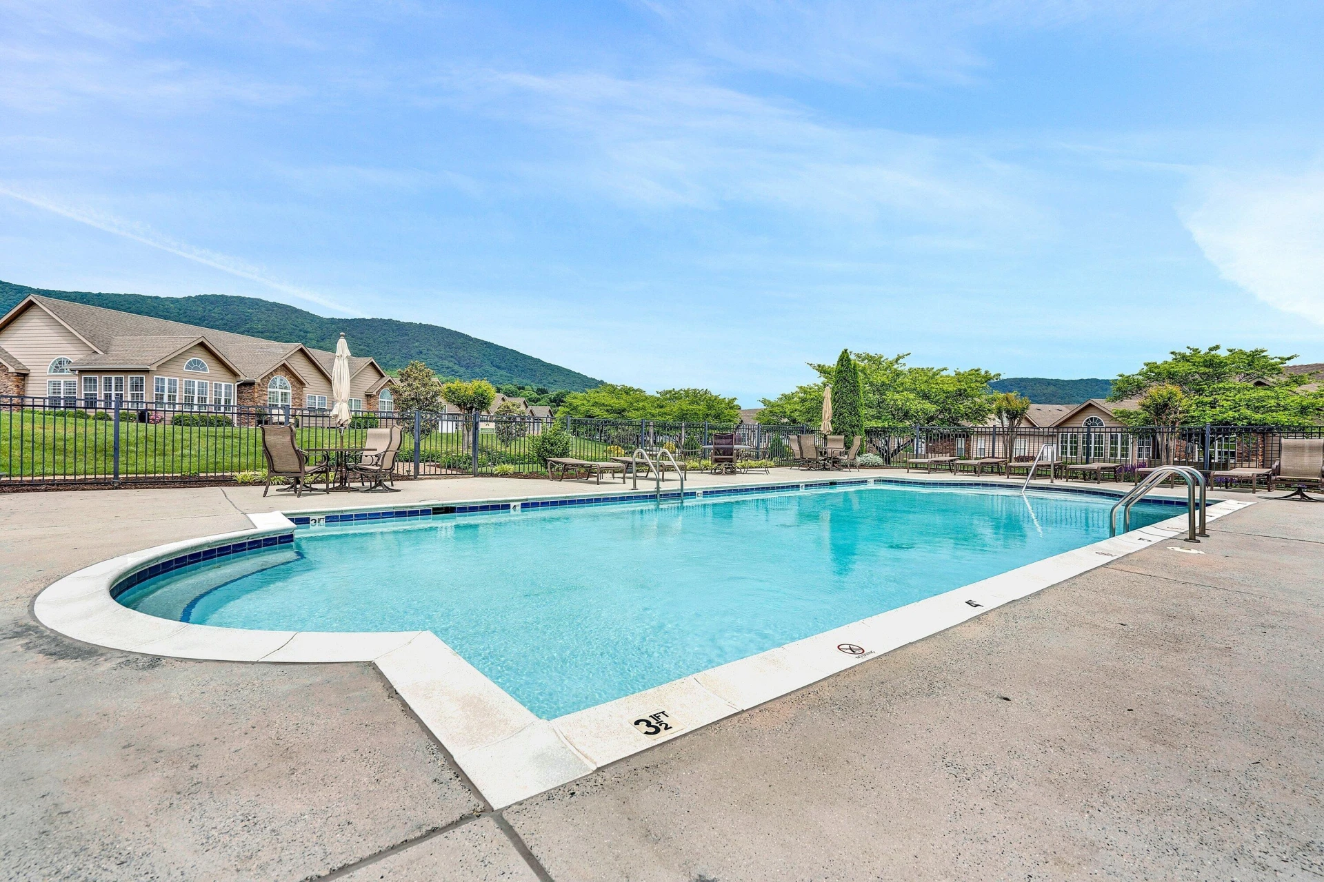 5460 Orchard Villas CIR - Photo 34
