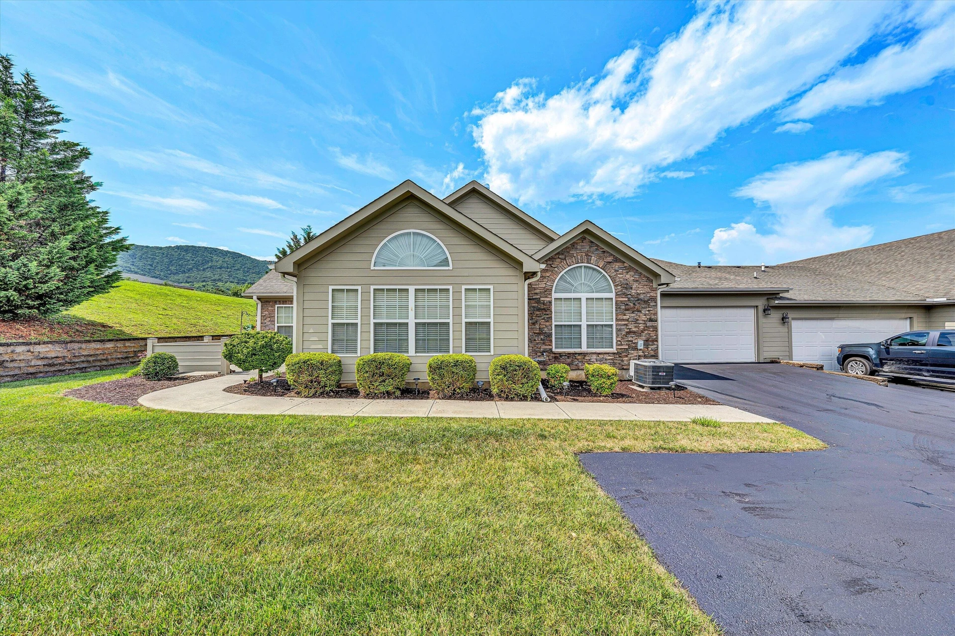 5460 Orchard Villas CIR - Photo 5