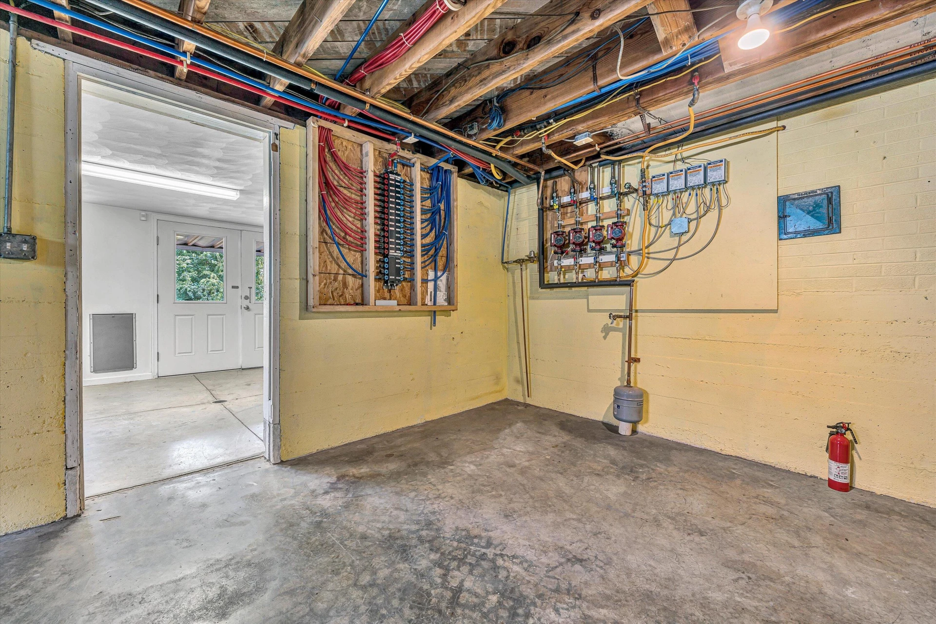 2323 Mount Vernon RD - Photo 40