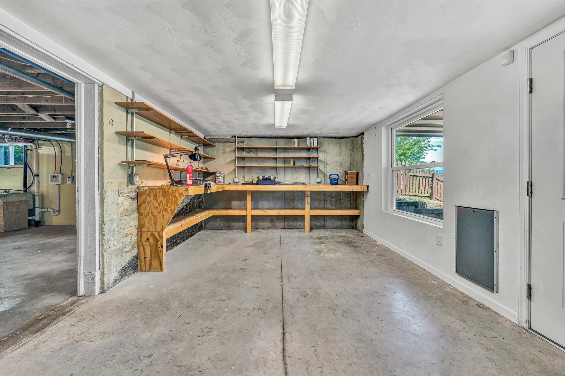 2323 Mount Vernon RD - Photo 41
