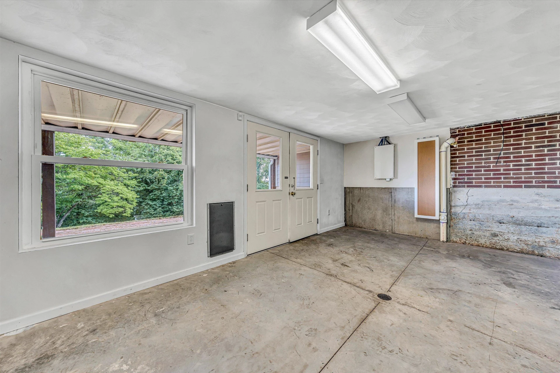 2323 Mount Vernon RD - Photo 42