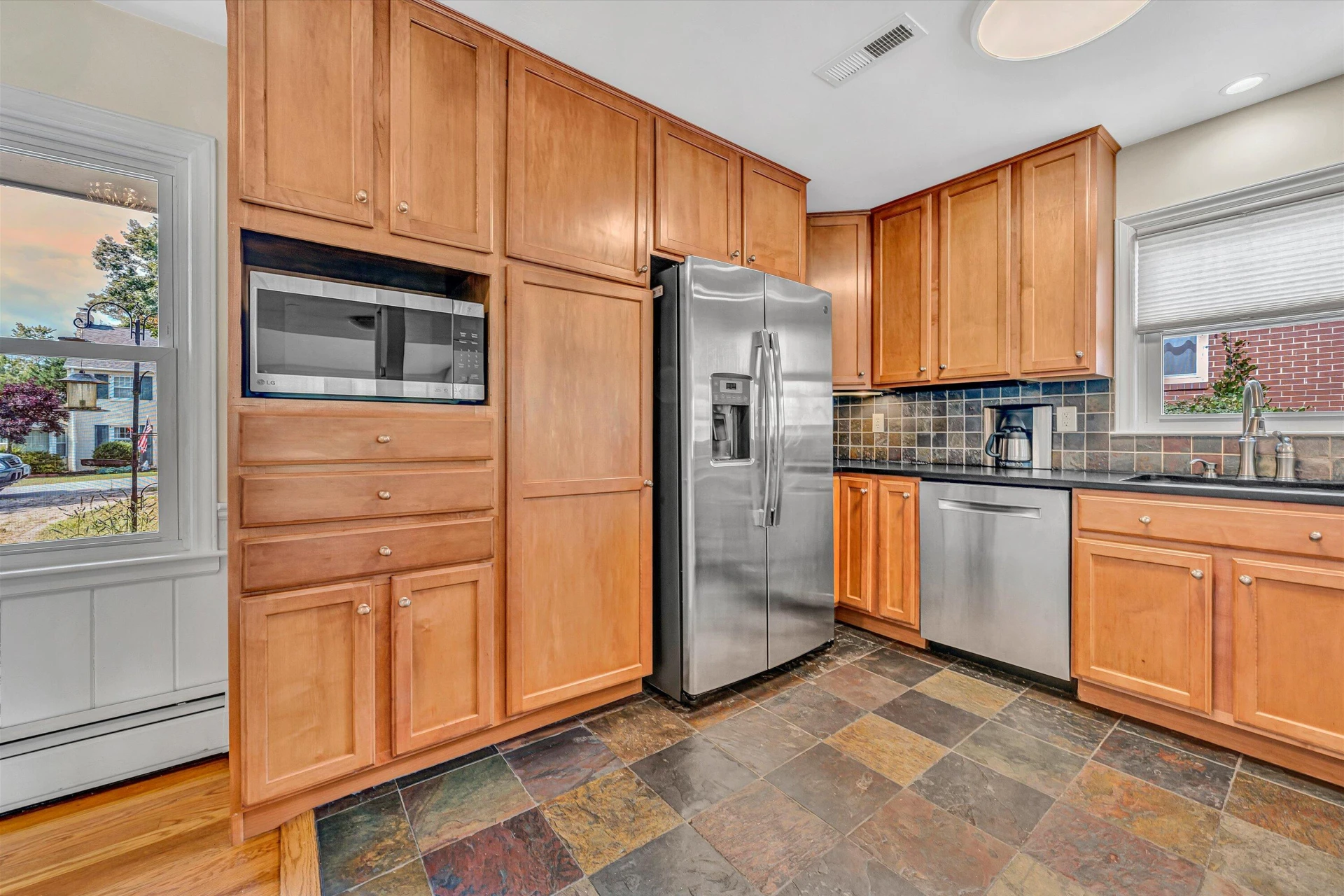 2323 Mount Vernon RD - Photo 12