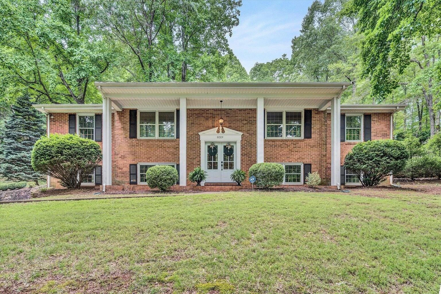 8319 Salt Pond RD