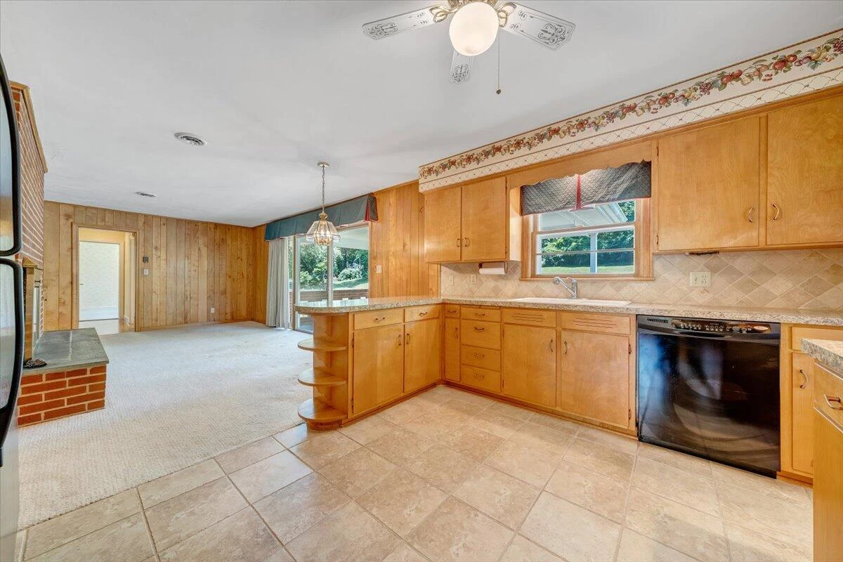 4734 Norwood ST - Photo 44