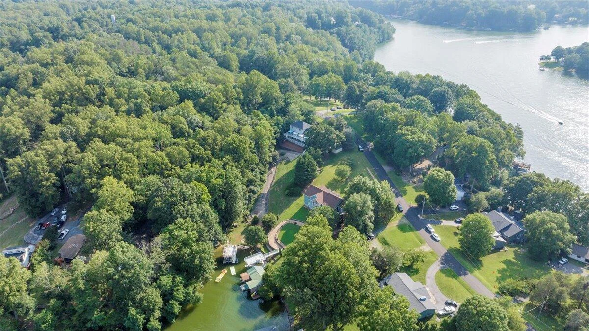900 Lakemount DR - Photo 109