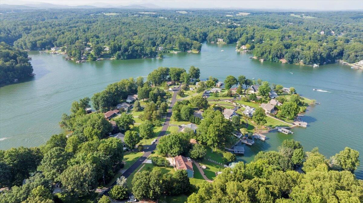 900 Lakemount DR - Photo 117