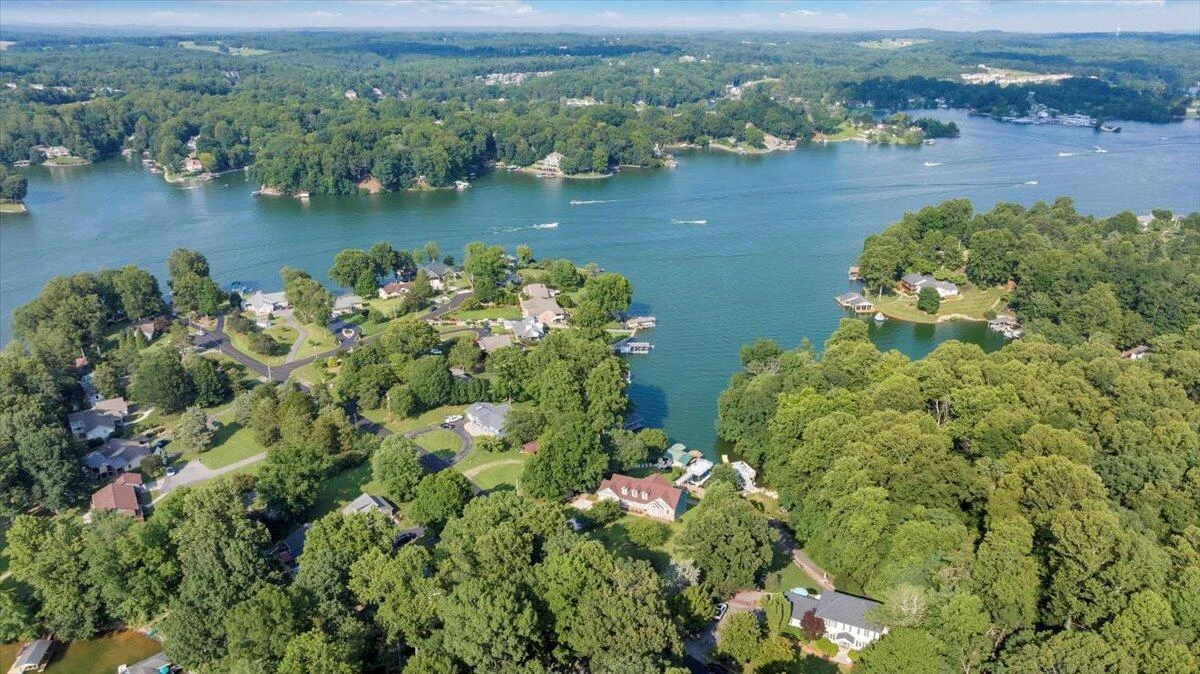 900 Lakemount DR - Photo 121
