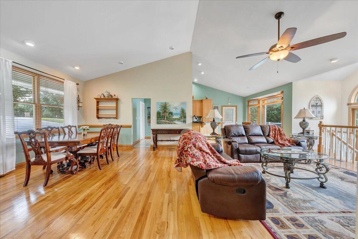 900 Lakemount DR - Photo 18