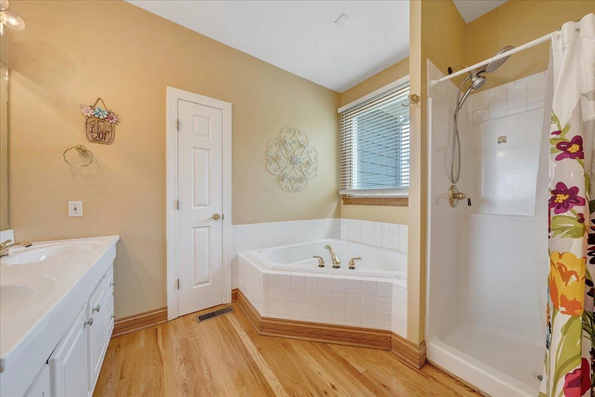 900 Lakemount DR - Photo 42