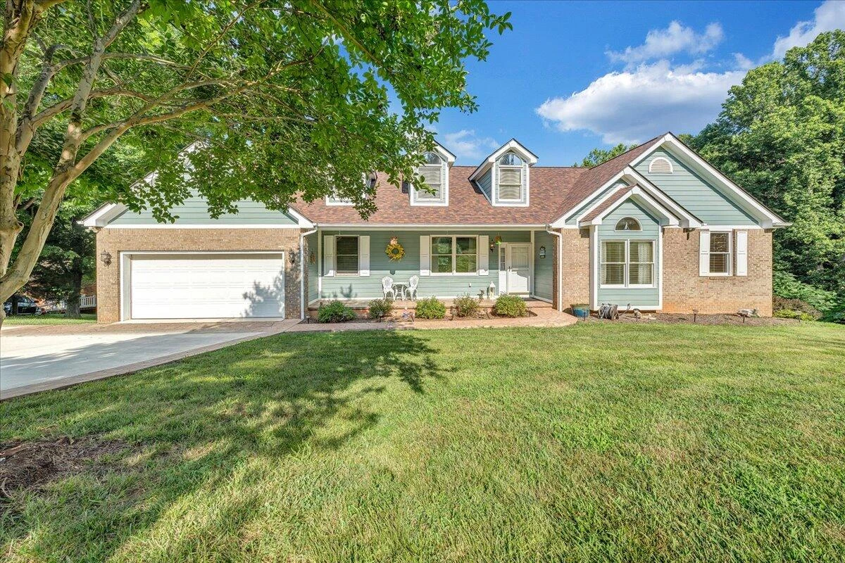 900 Lakemount DR - Photo 7