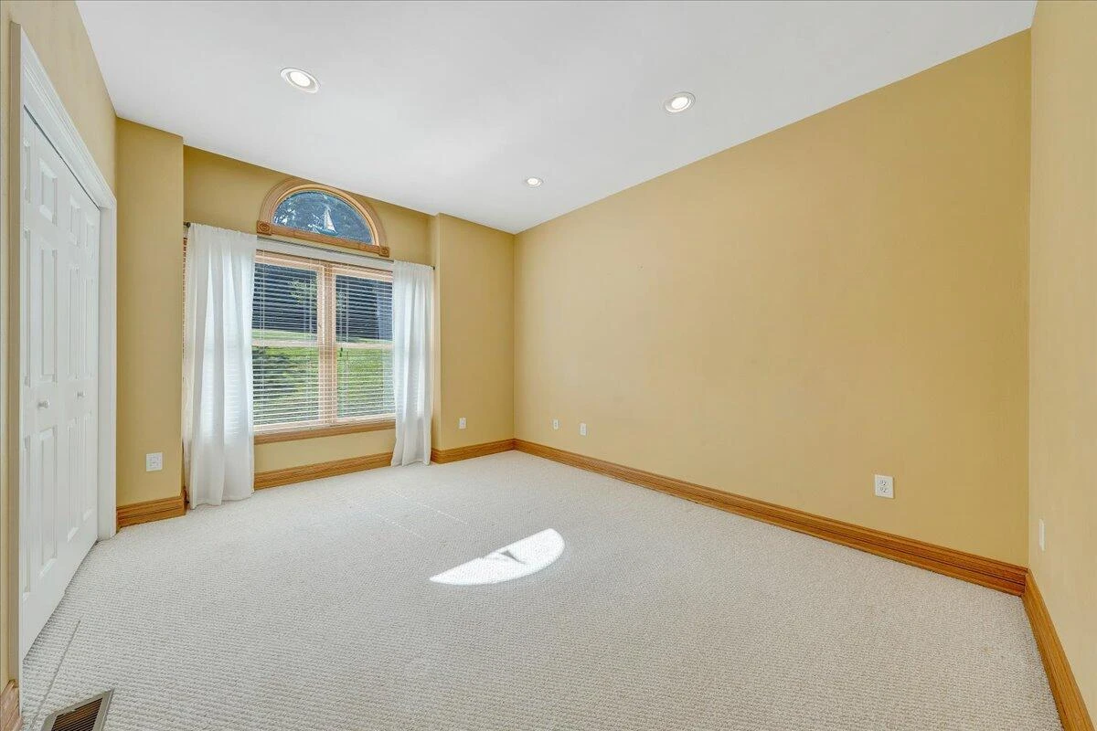 900 Lakemount DR - Photo 46