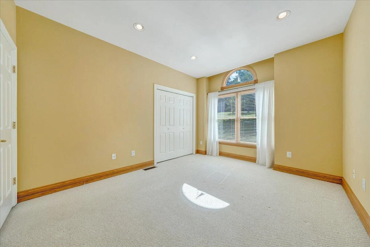 900 Lakemount DR - Photo 47