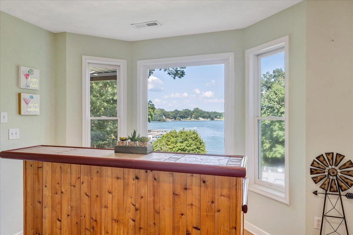 900 Lakemount DR - Photo 62