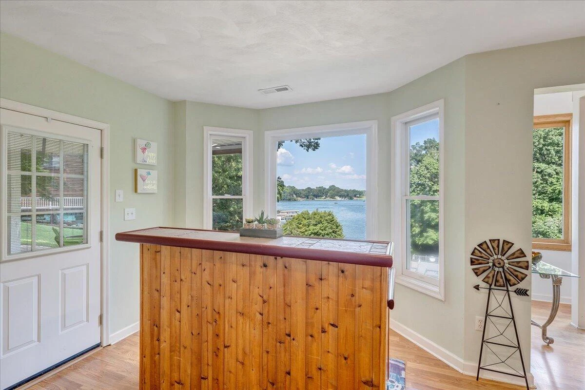 900 Lakemount DR - Photo 63