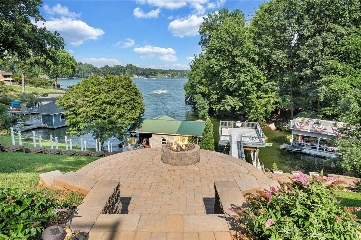 900 Lakemount DR - Photo 81