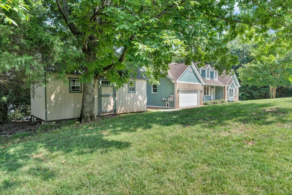 900 Lakemount DR - Photo 99