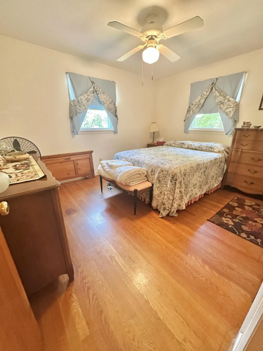 109 Vine AVE - Photo 26