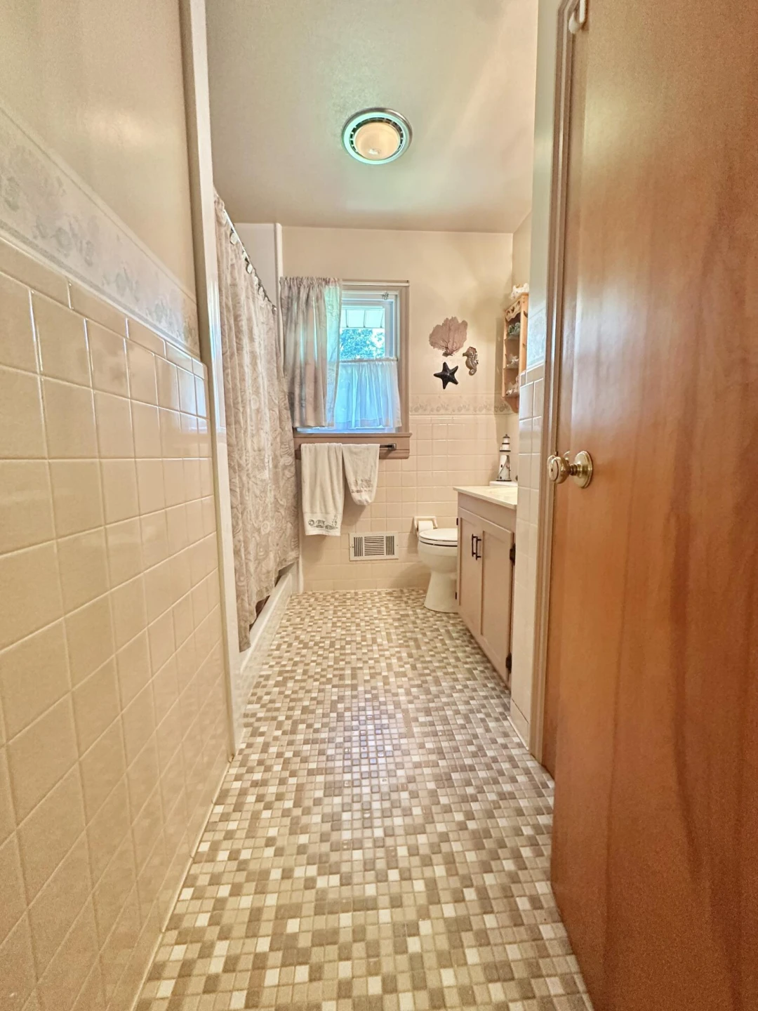 109 Vine AVE - Photo 27