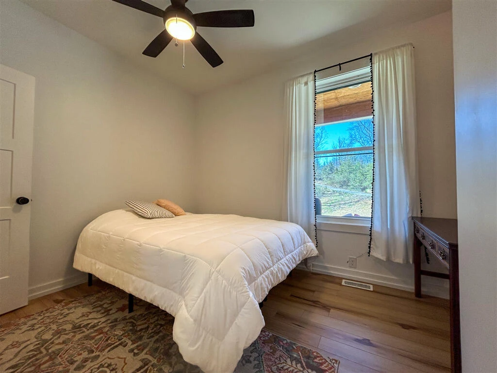 670 Tucker RD - Photo 16