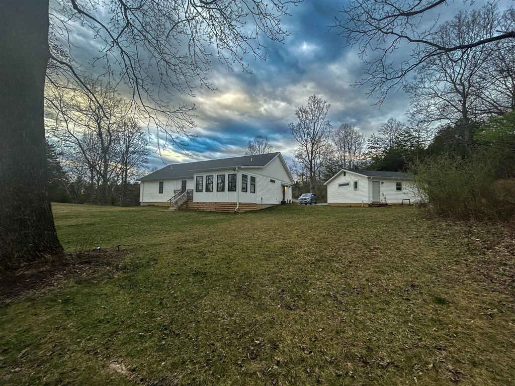670 Tucker RD - Photo 21