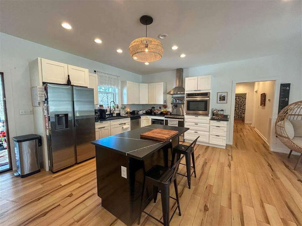 670 Tucker RD - Photo 9