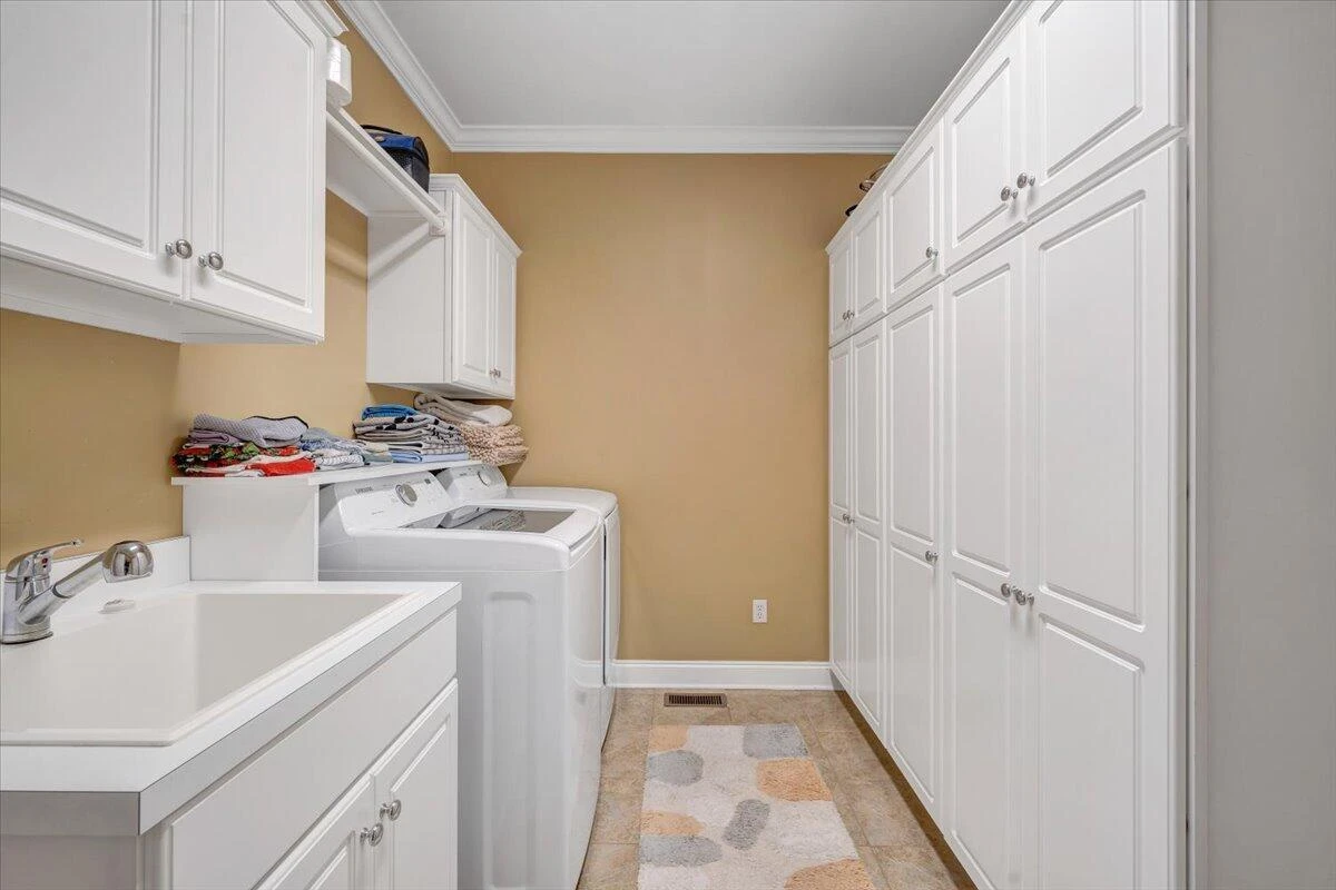 20 Brooke DR - Photo 37