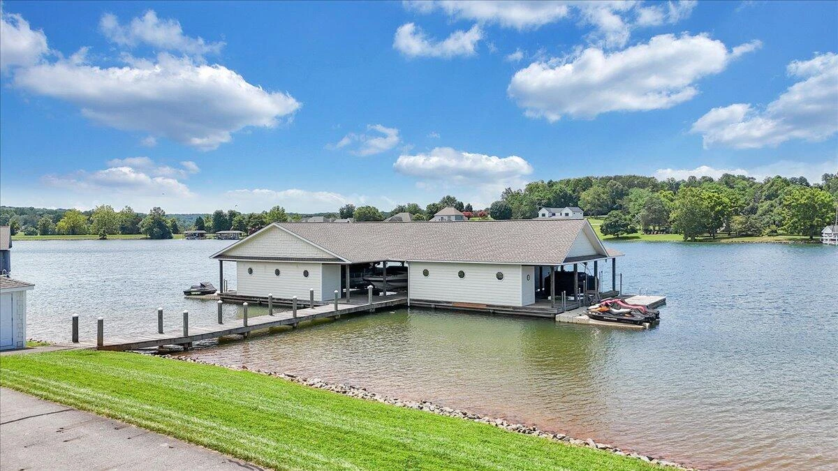20 Brooke DR - Photo 98