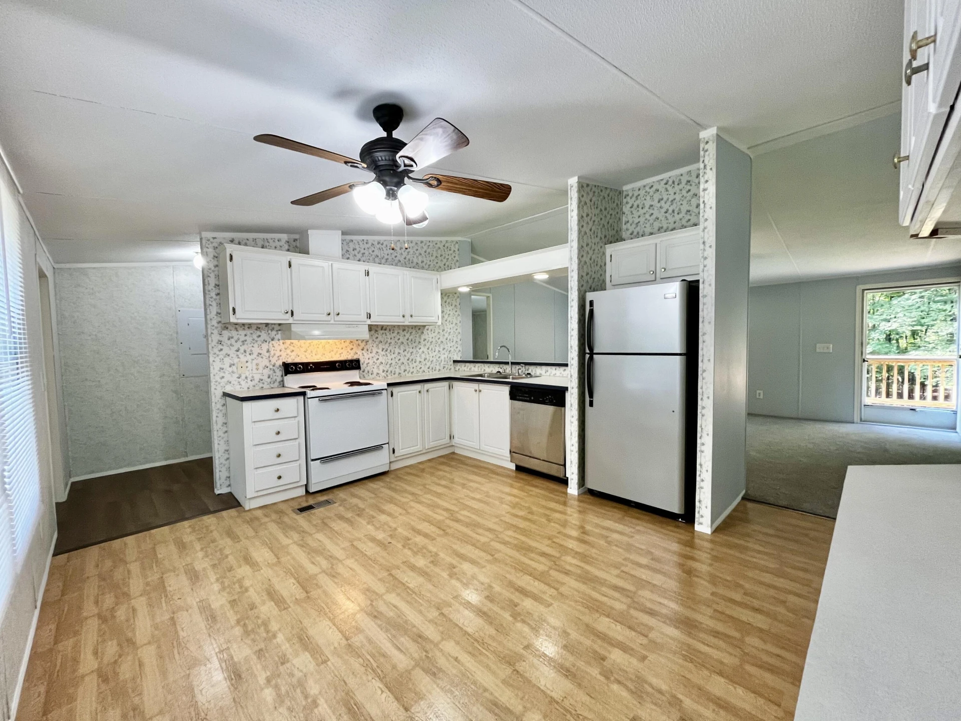 1288 Flint Hill RD - Photo 28