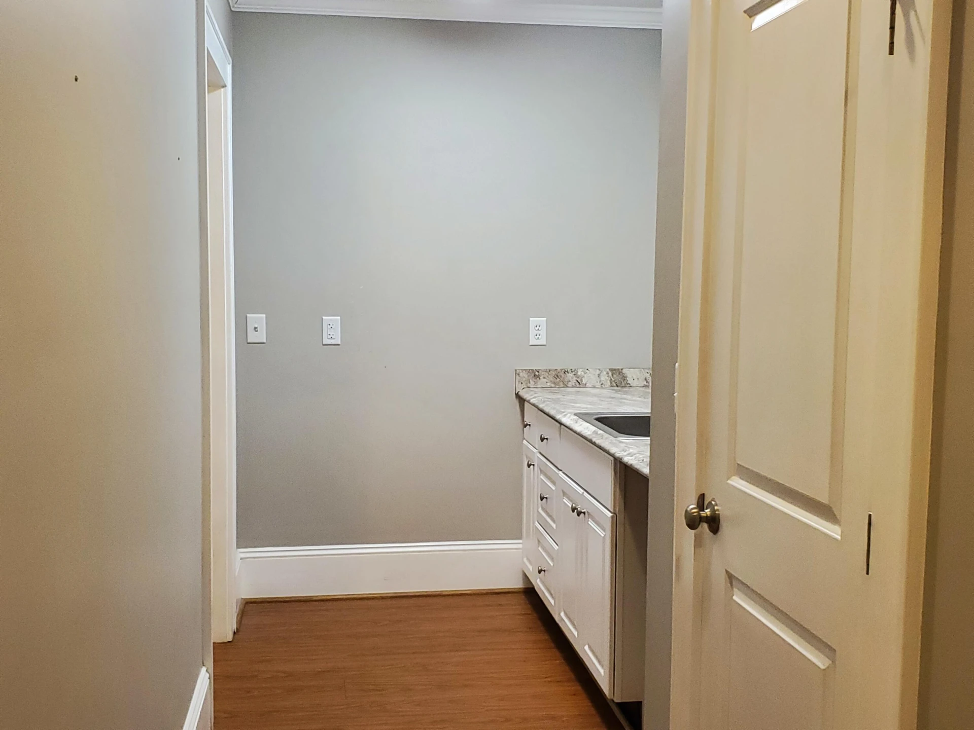1602 Grandin RD - Photo 23