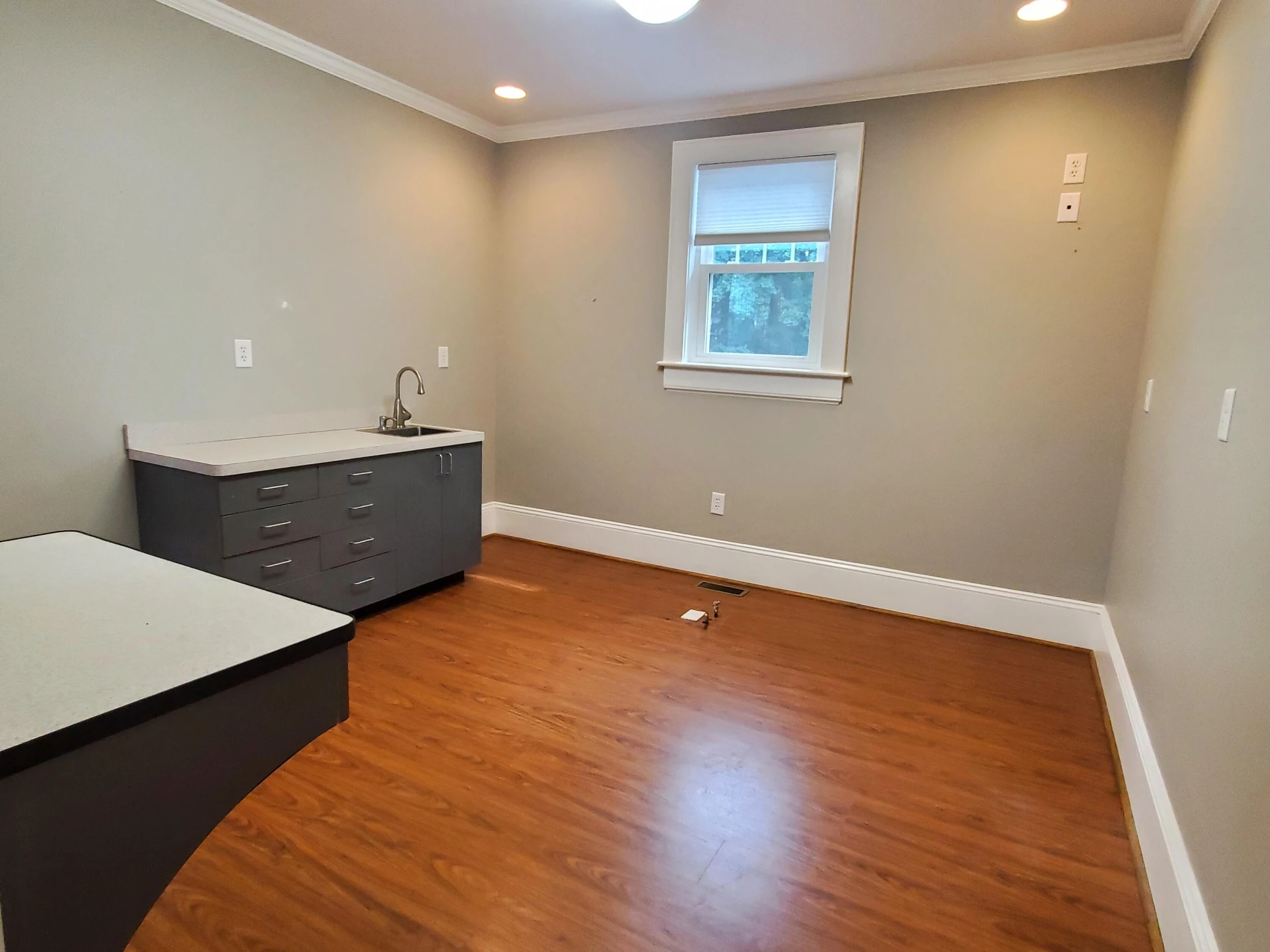 1602 Grandin RD - Photo 28