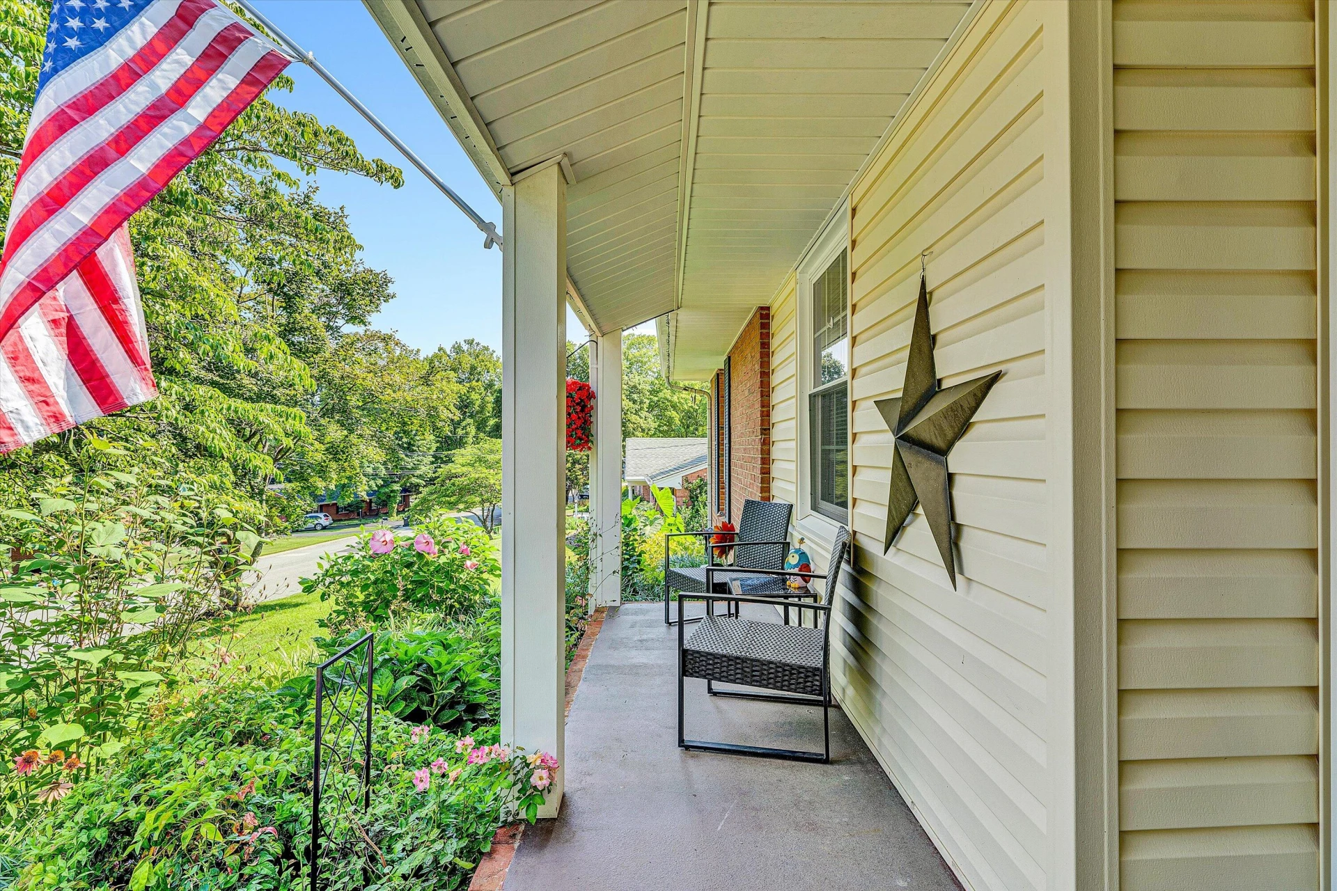 4808 Brookwood DR - Photo 4