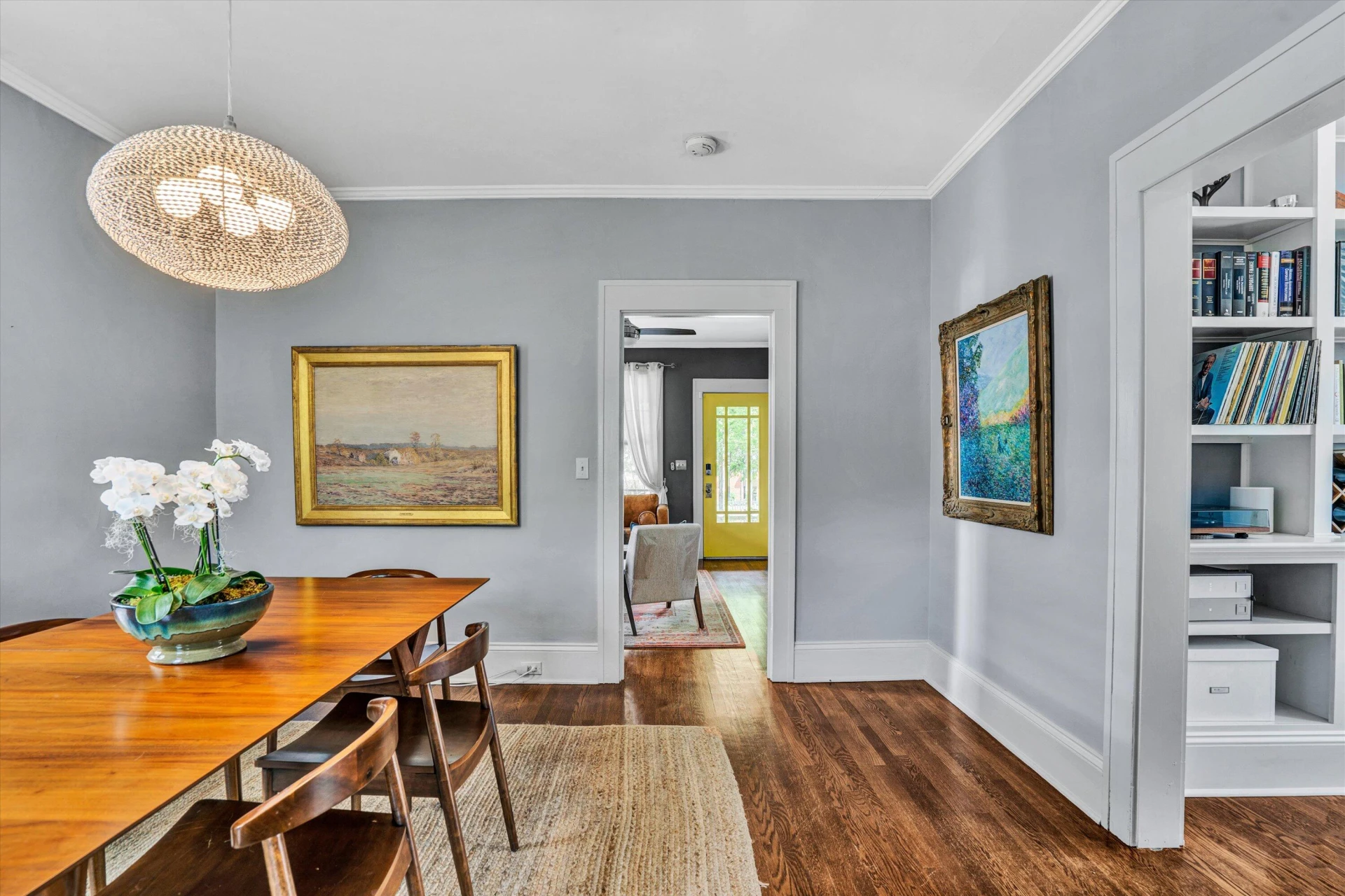 1610 Maiden LN - Photo 18