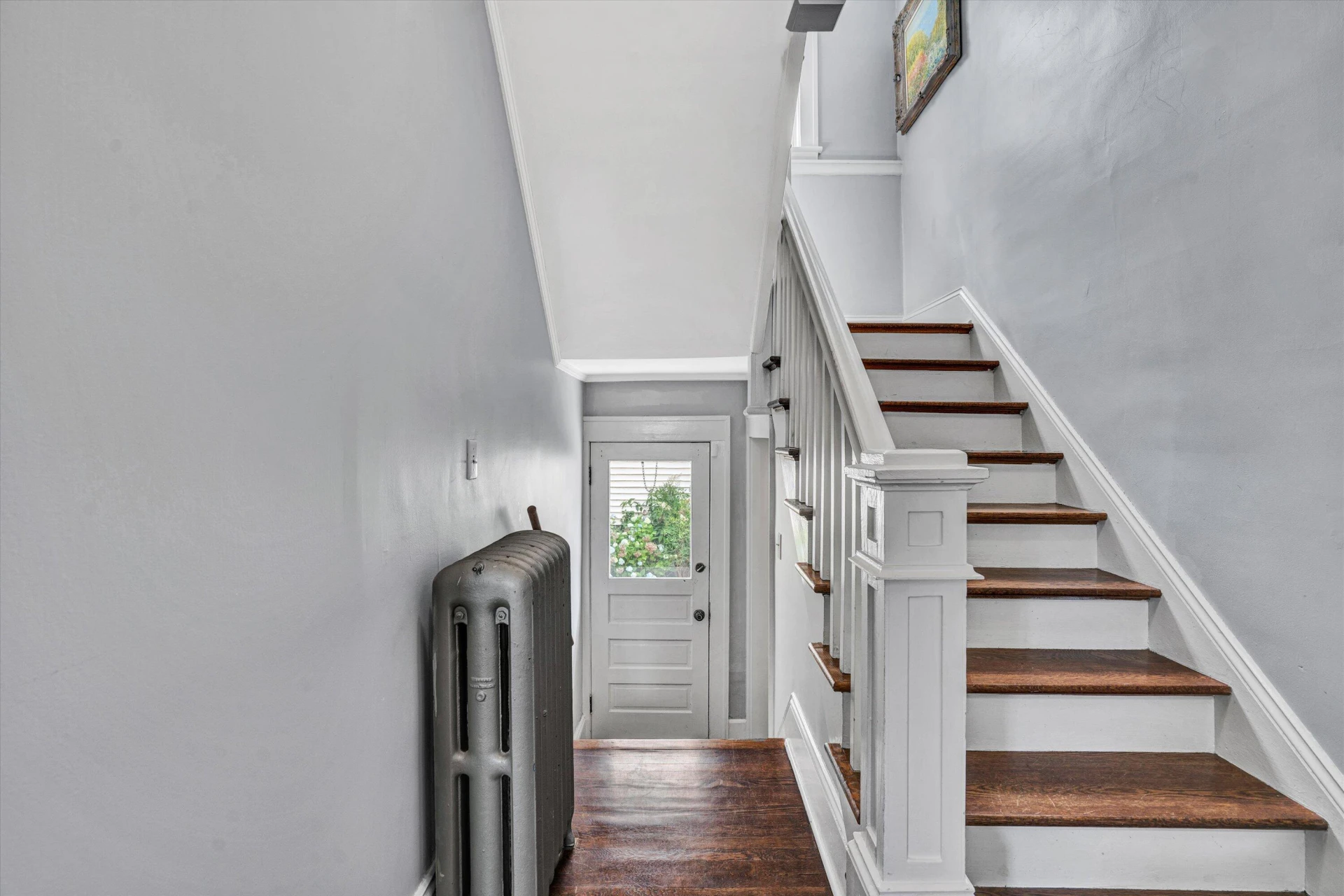 1610 Maiden LN - Photo 31