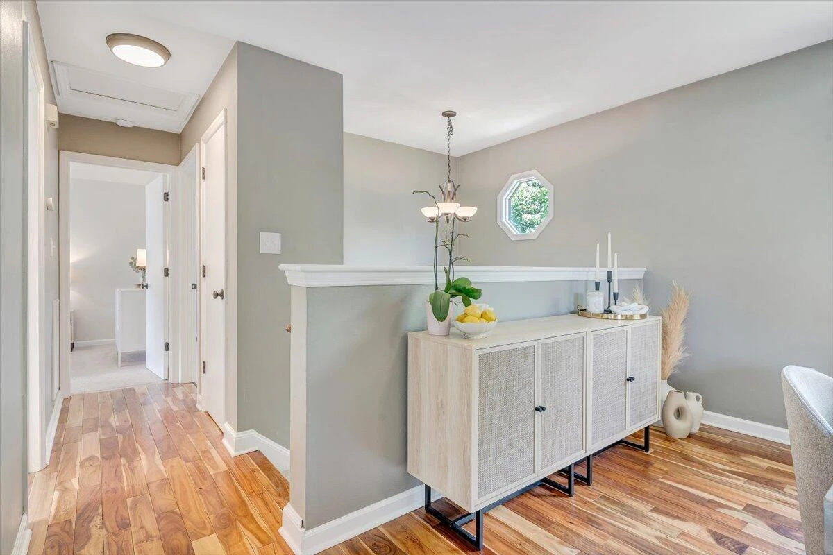 908 Samantha CIR - Photo 22