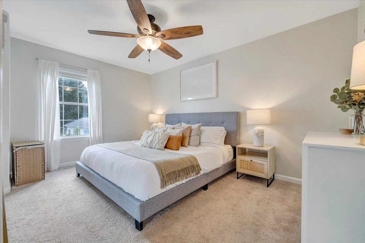 908 Samantha CIR - Photo 25