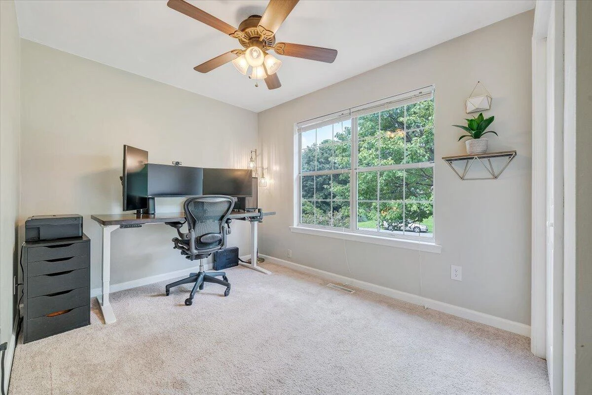 908 Samantha CIR - Photo 28