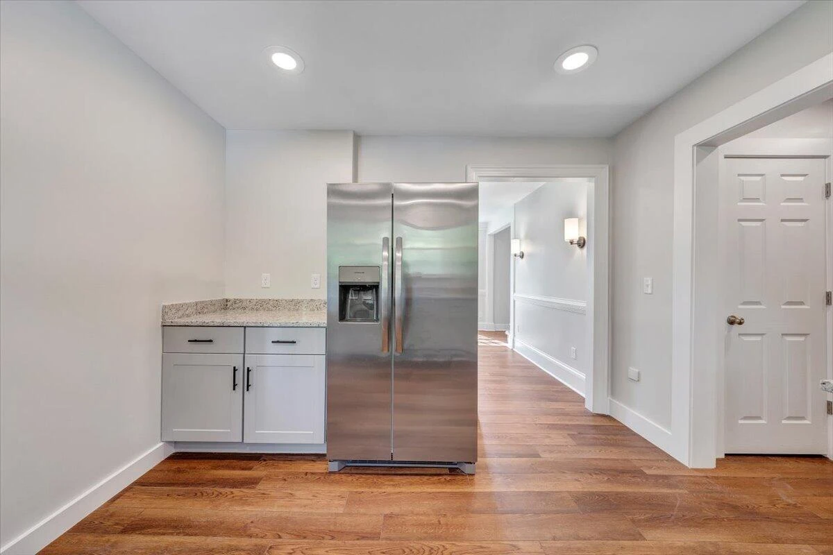 150 Oak ST - Photo 19