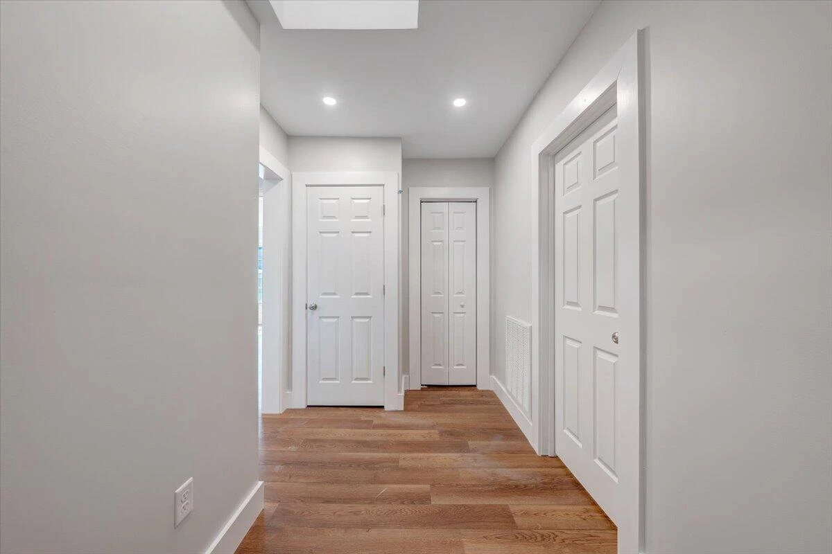 150 Oak ST - Photo 28
