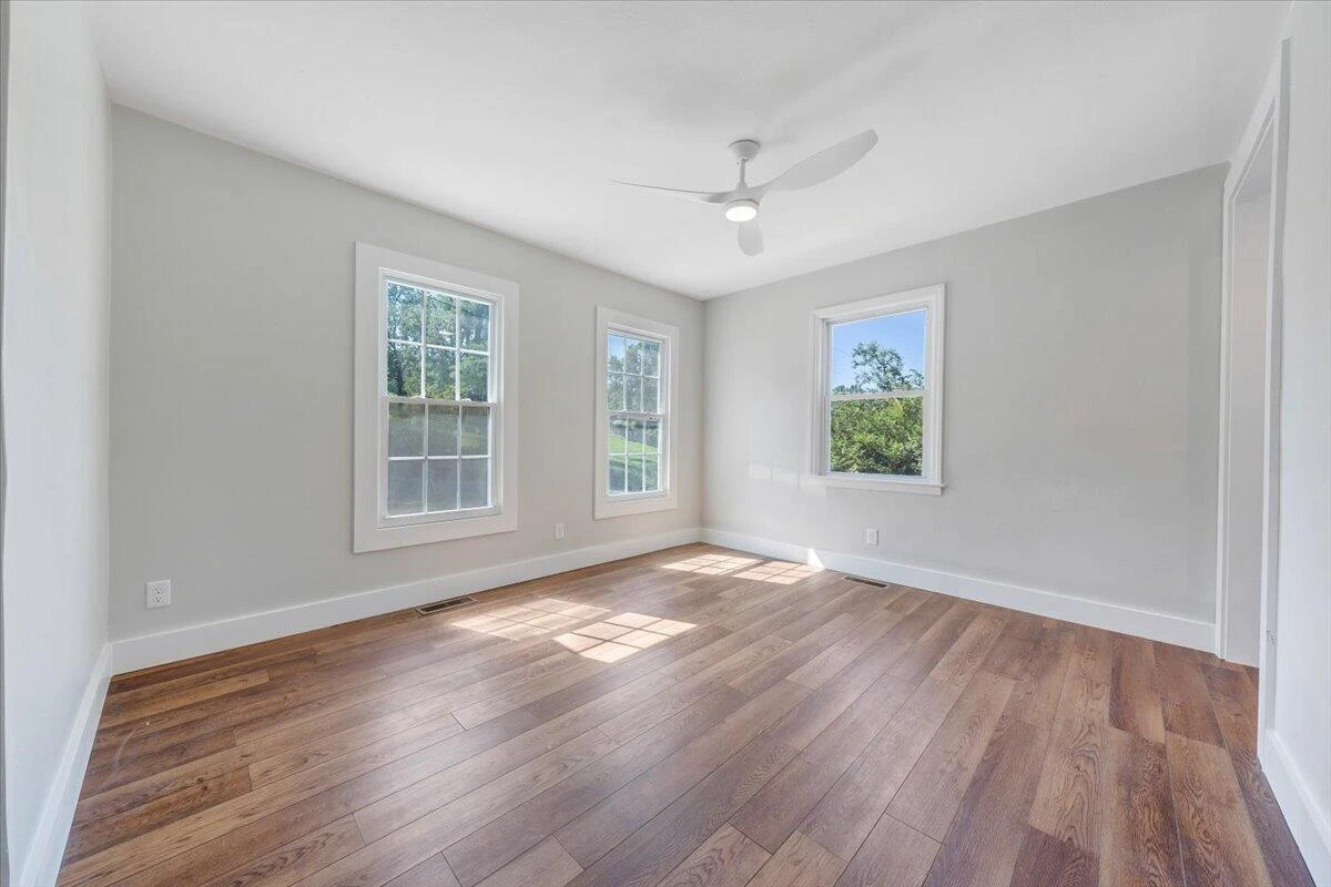 150 Oak ST - Photo 30