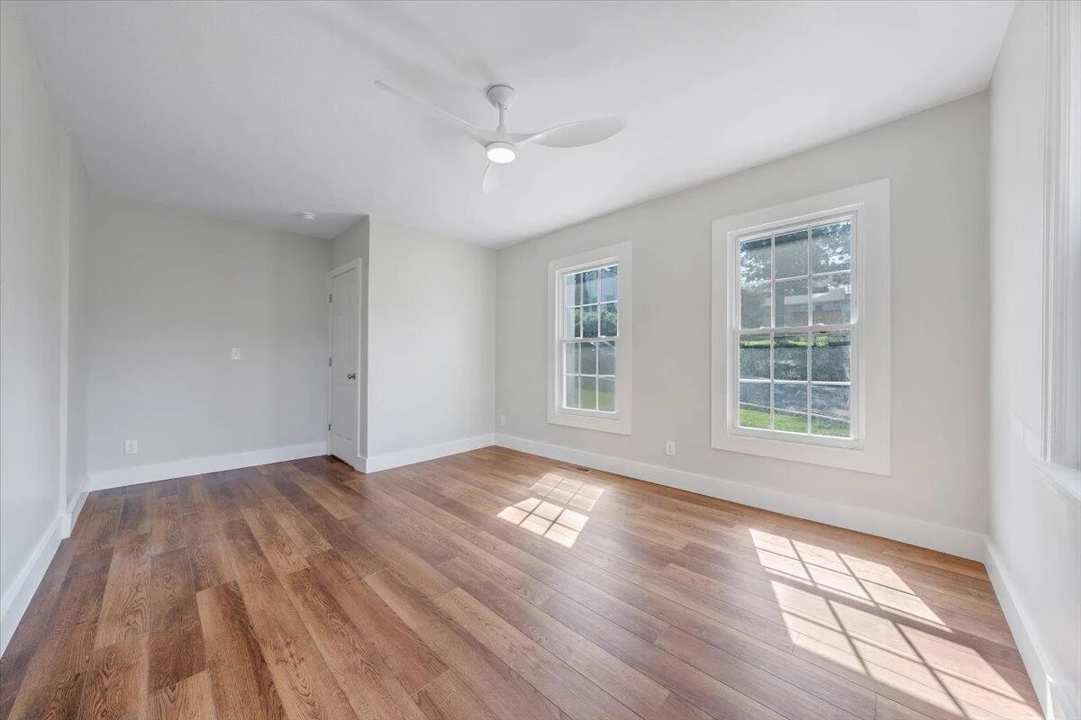 150 Oak ST - Photo 31