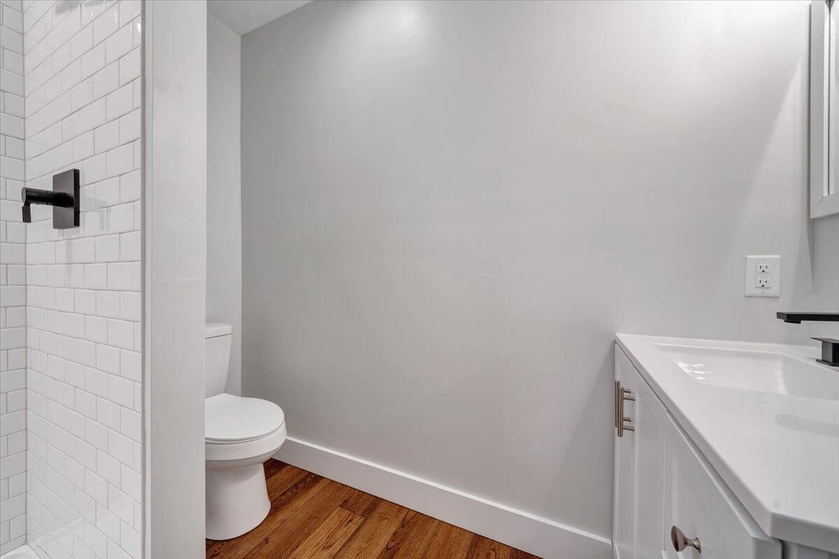 150 Oak ST - Photo 36