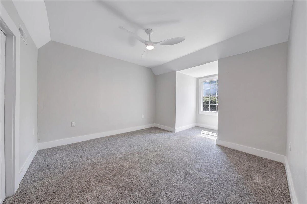 150 Oak ST - Photo 39