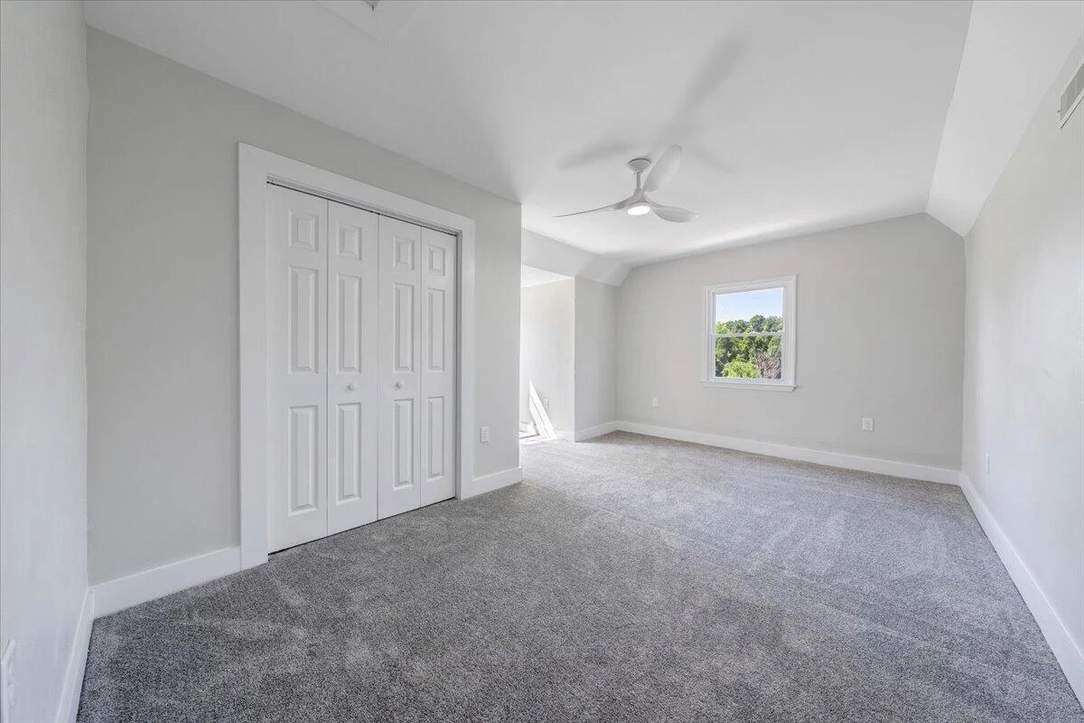 150 Oak ST - Photo 41