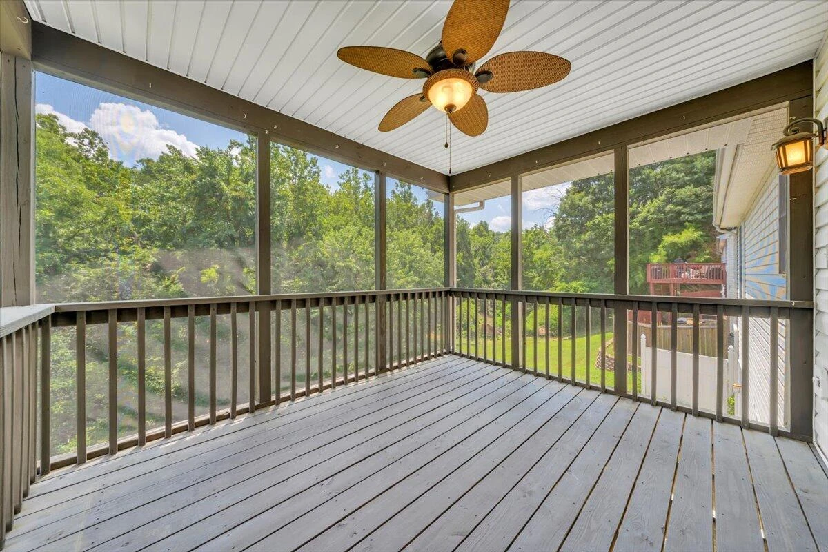 4832 Autumn LN - Photo 12