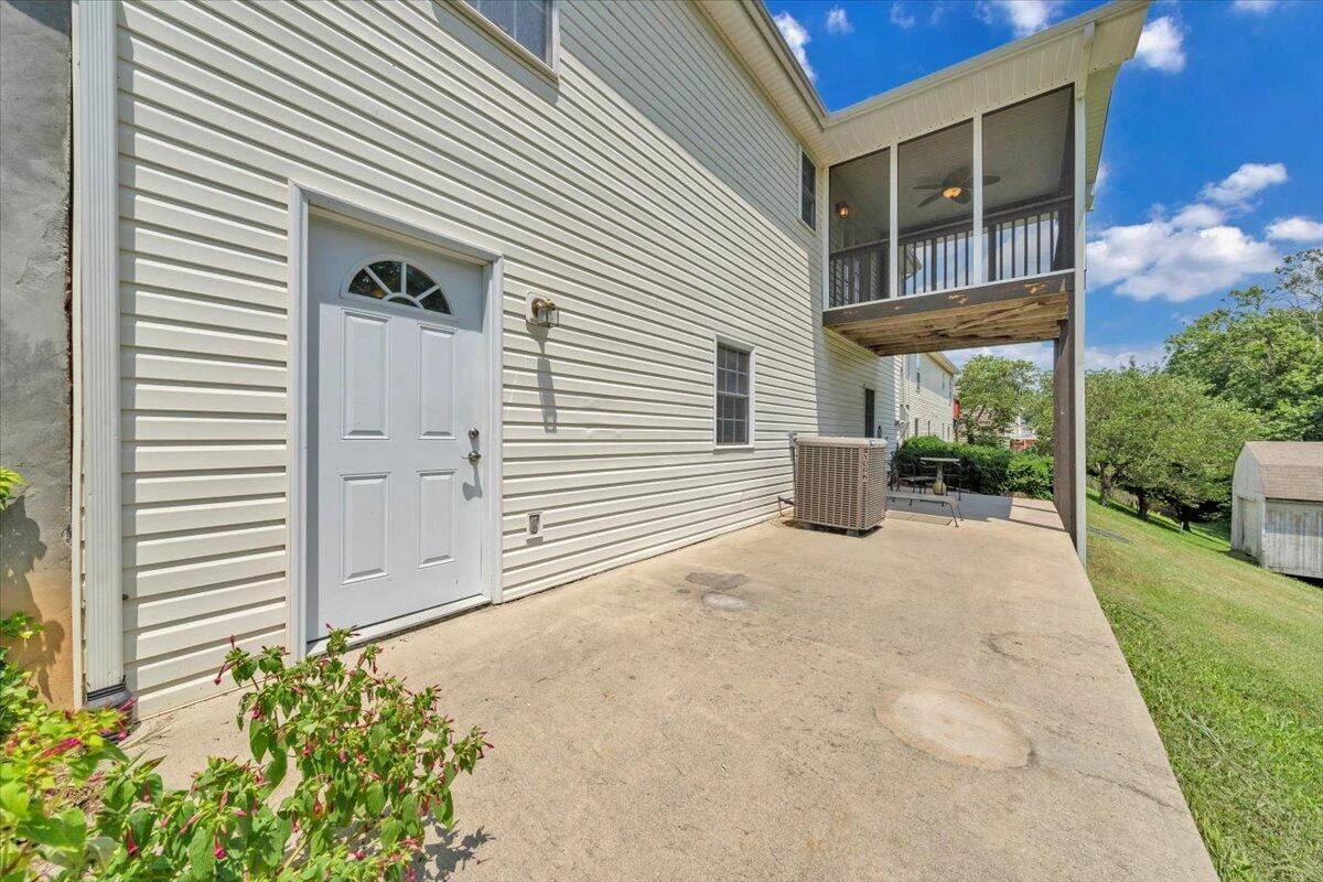 4832 Autumn LN - Photo 24