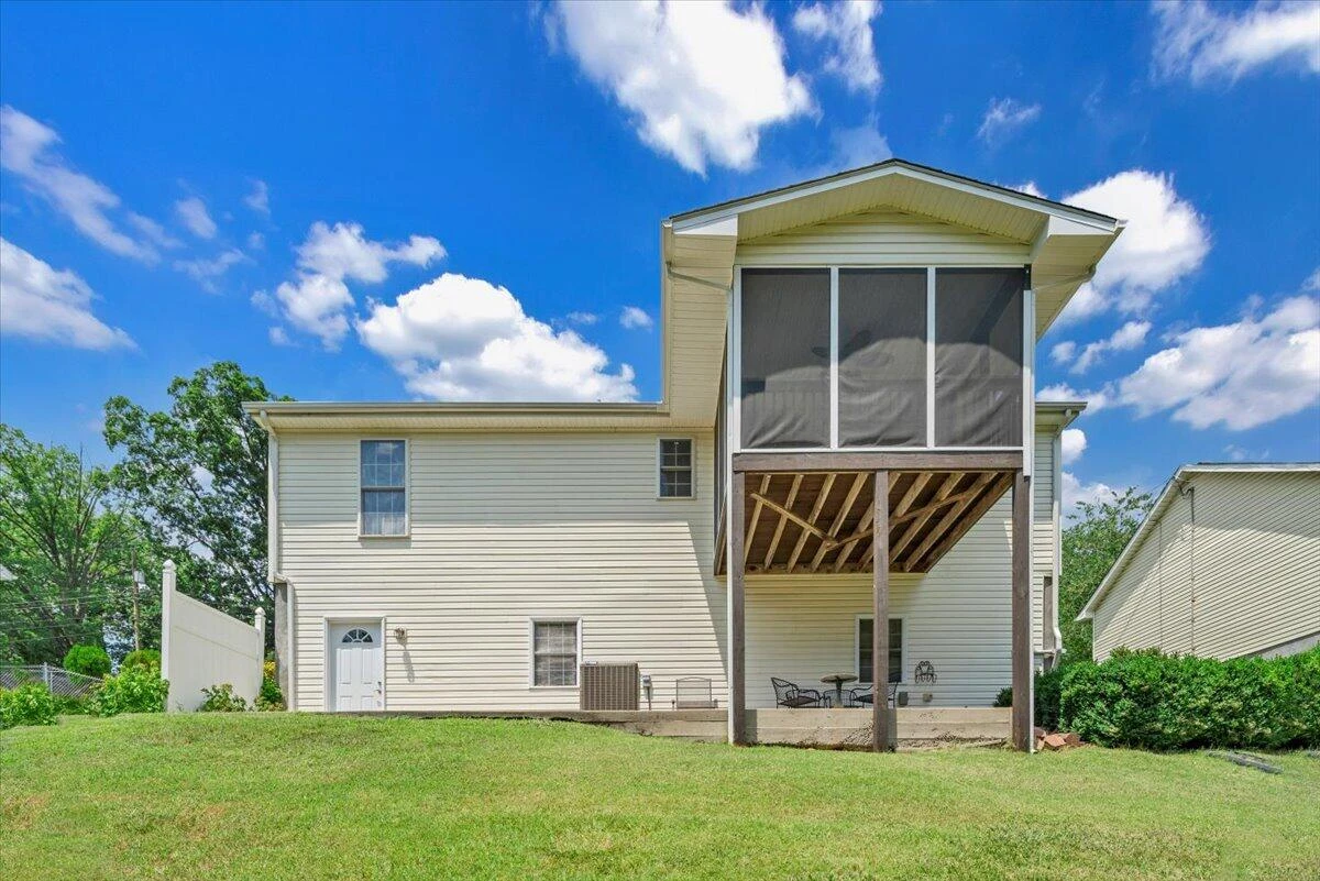 4832 Autumn LN - Photo 25