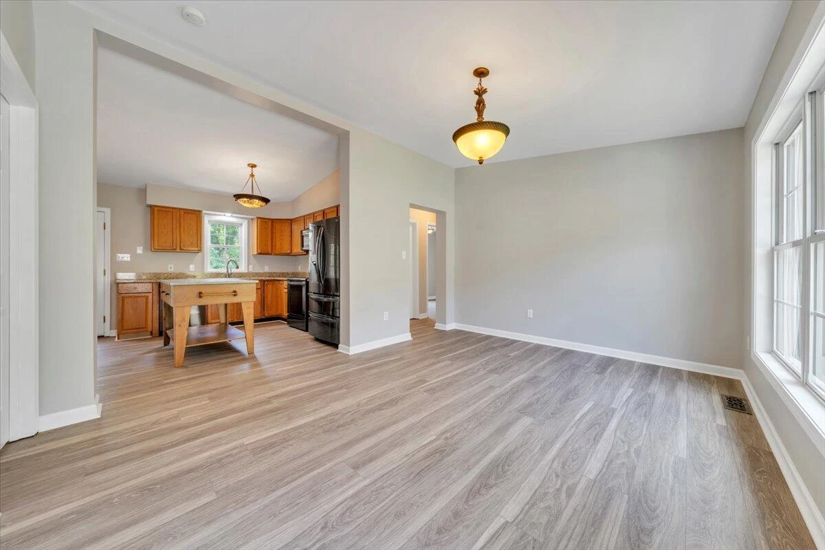 4832 Autumn LN - Photo 5